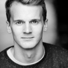 Dominic Hodson – Headshot